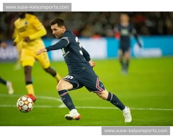 绿茵绝代双骄的宿命交响：拜仁之师再战南欧红星，是一场荣耀的朝圣还是权力的更迭？